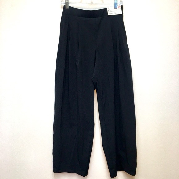 Uniqlo Pants - Uniqlo Ultra Stretch Wide Pants Medium Black Athleisure Gorpcore Office Casual